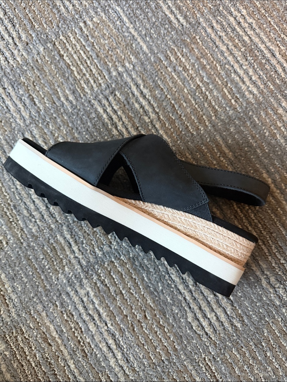 Toms Black Platform Espadrille Slide Sandals RIGHT SHOE ONLY